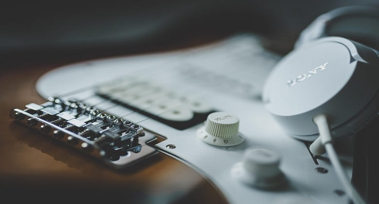 How to Choose the Right Guitar